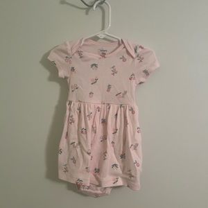 Carters 12m. Washed never worn. Pet and smoke free house